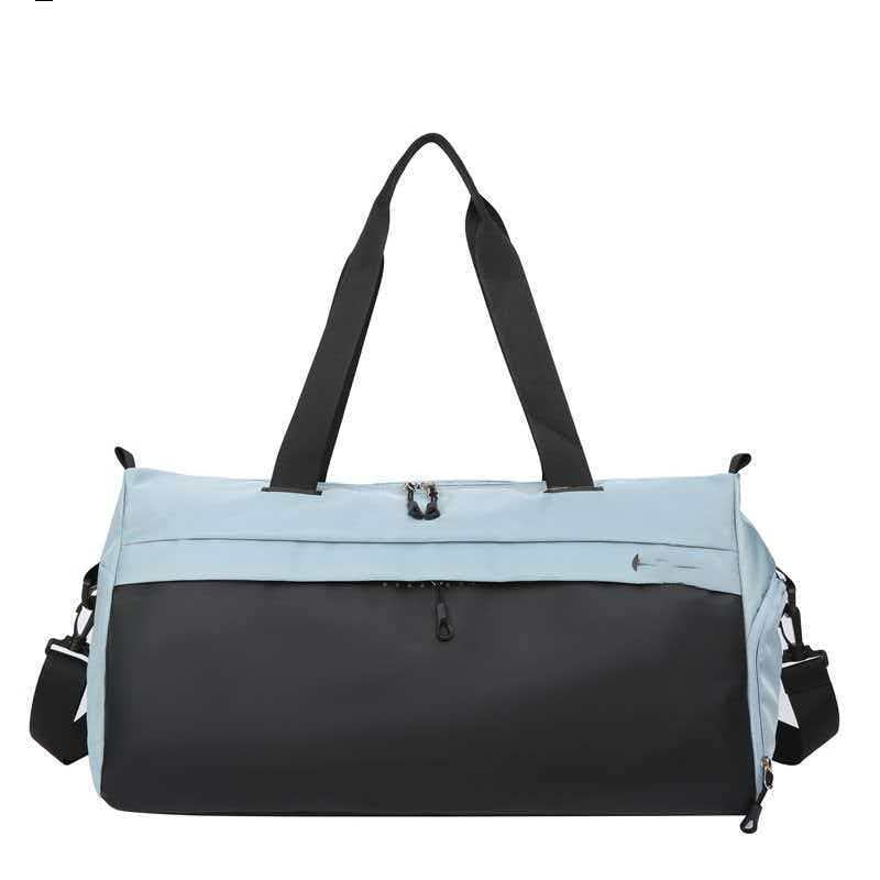 Spacious travel bag with removable shoulder strap Stornfield