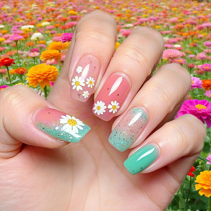 Artificial nails with summery flower designs Stornfield