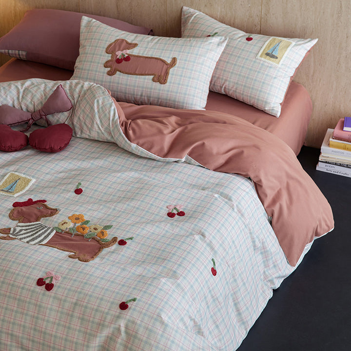 Embroidered Dog-Themed Bedding Set