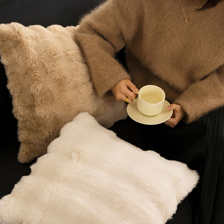 Luxurious faux fur decorative cushion set Stornfield