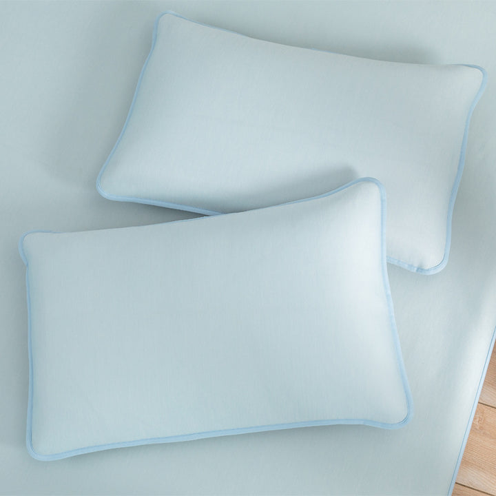 Ladies mattress topper with waterproof and breathable function Stornfield