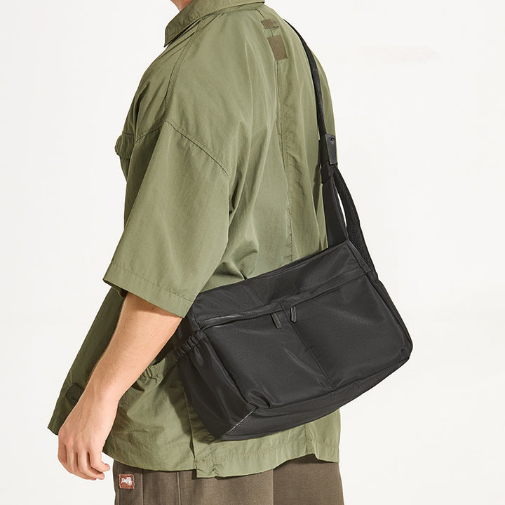Functional Everyday Messenger Bag Stornfield