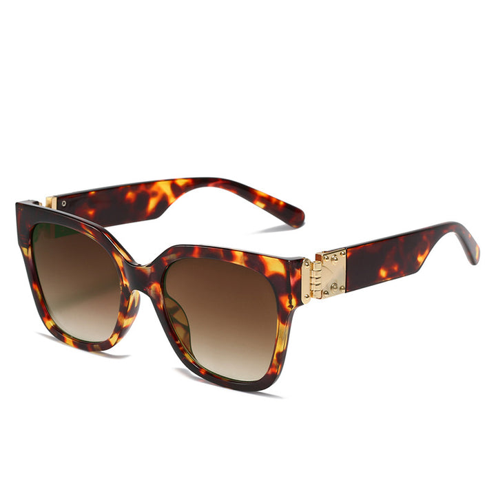 Women's elegant oversized sunglasses with luxurious metal accent Stornfield