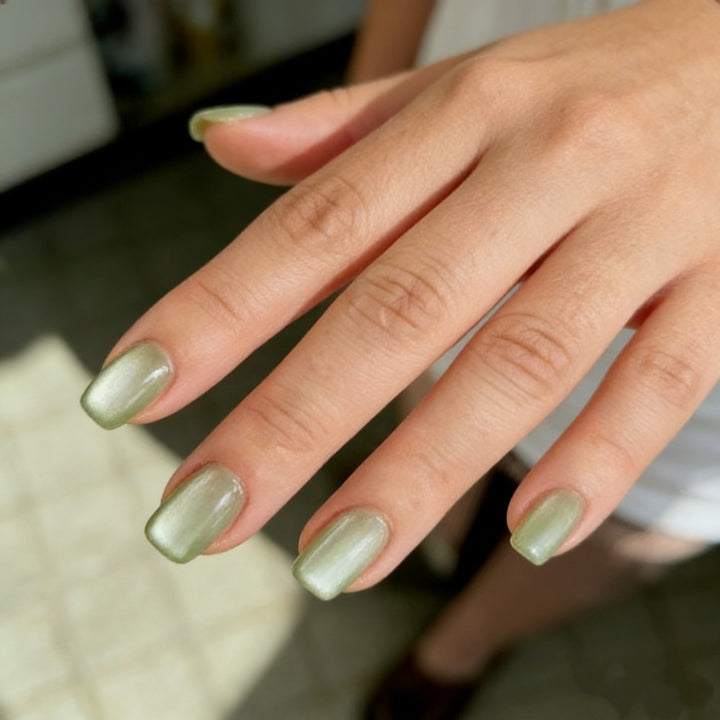 Stylish artificial nails with elegant high-gloss finish Stornfield