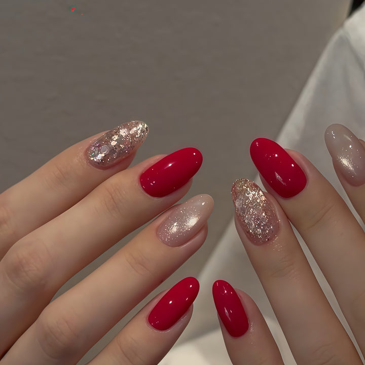 Glamorous artificial nails with sparkling accents Stornfield
