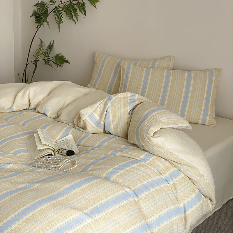 Reversible bedding set made of cotton-linen blend with fine stripe texture and fitted sheet