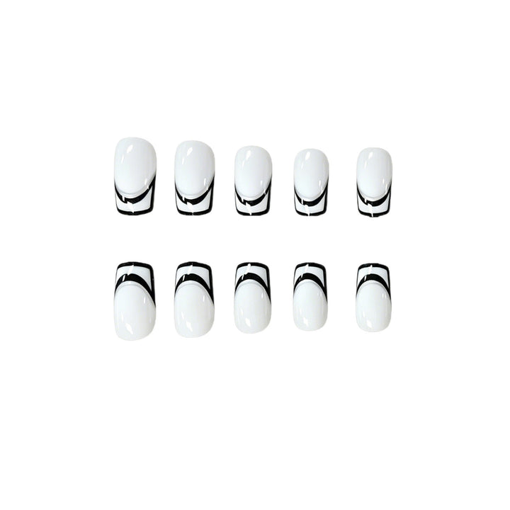 Elegant Geometric Nail Art Stornfield