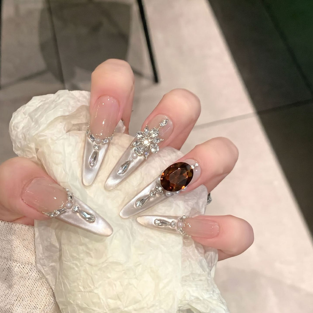 Glamorous Stiletto Press-On Nail Art Set with Elegant Decorative Elements Stornfield