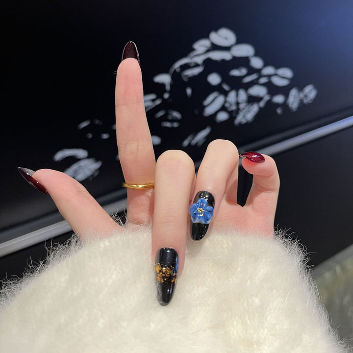 Artistic Floral Accent Press-On Nail Set Stornfield