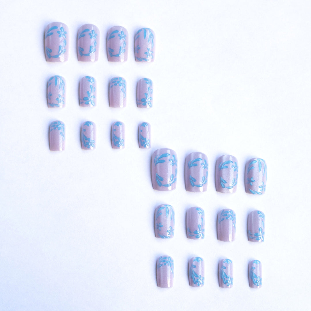 Floral Design Nail Art