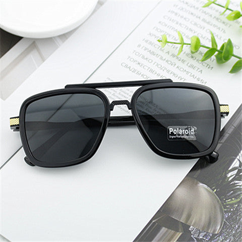 Ladies modern sunglasses with square frame Stornfield