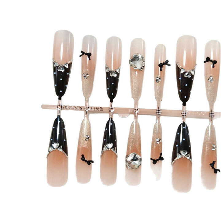 Glamorous Fingernails Stornfield