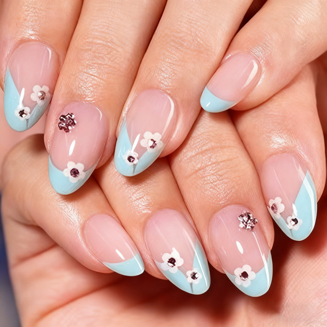 Artistic Floral-Embellished Press-On Nail Set Stornfield