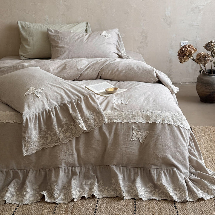 Romantic Ruffled Cotton-Linen Duvet Cover Set with Lace Border & Butterfly Appliqué
