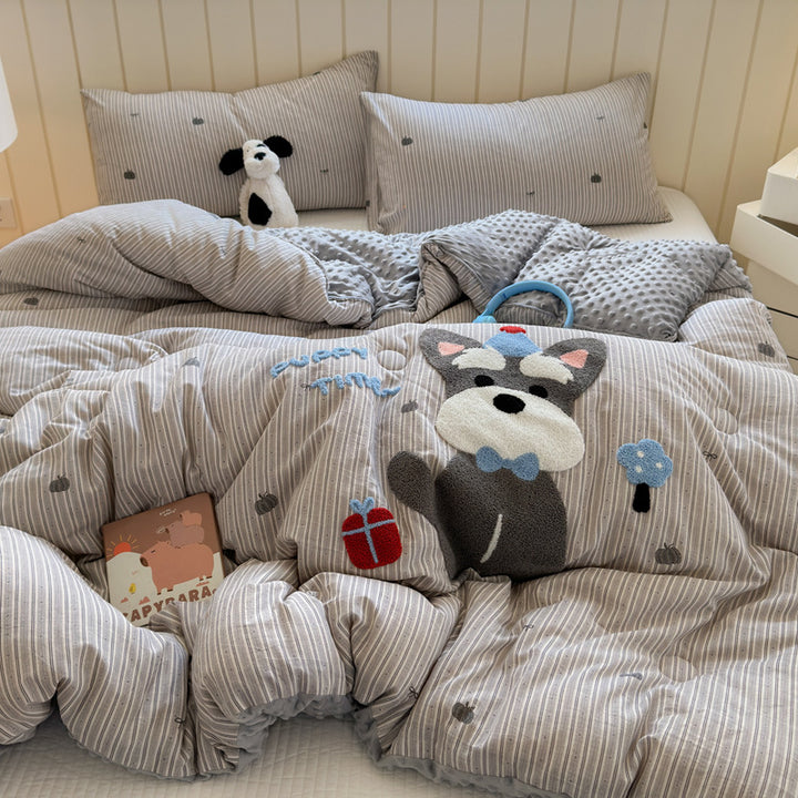 Plush Reversible Duvet Cover Set with Embroidered Rabbit Applique