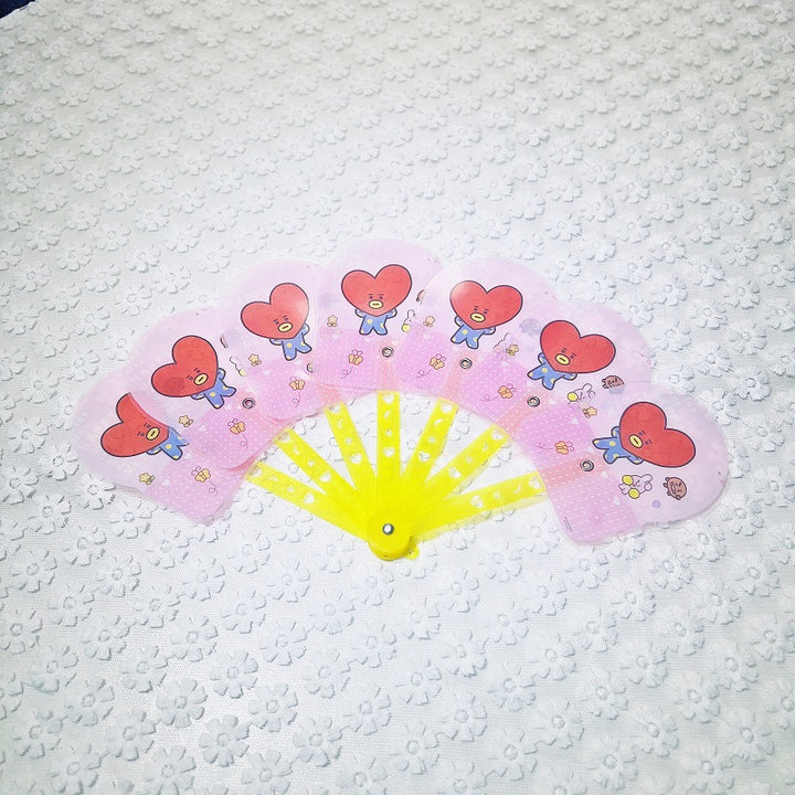 Ladies fan with colorful animal motifs Stornfield