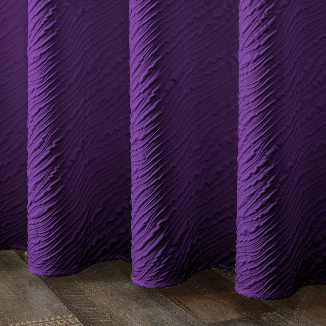 Textured Leaf Motif Shower Curtain Stornfield