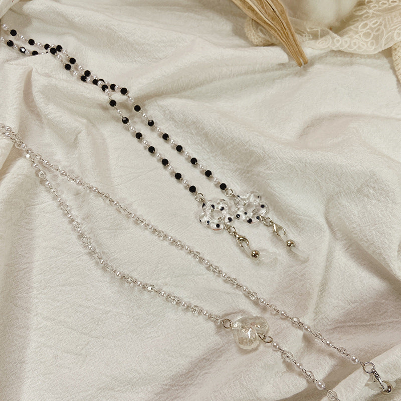 Elegant jewelry necklace with heart-shaped pendants Stornfield