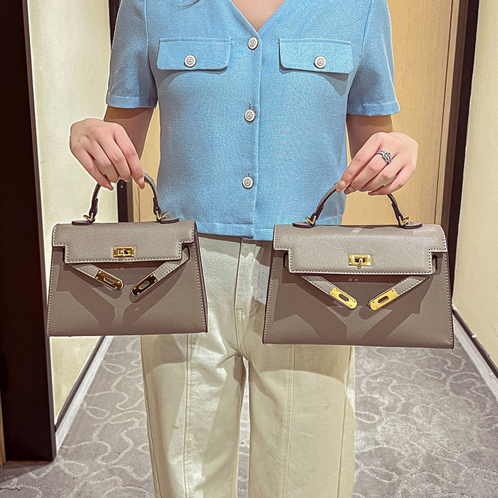 Vintage-Inspired Structured Handbag  1791995440