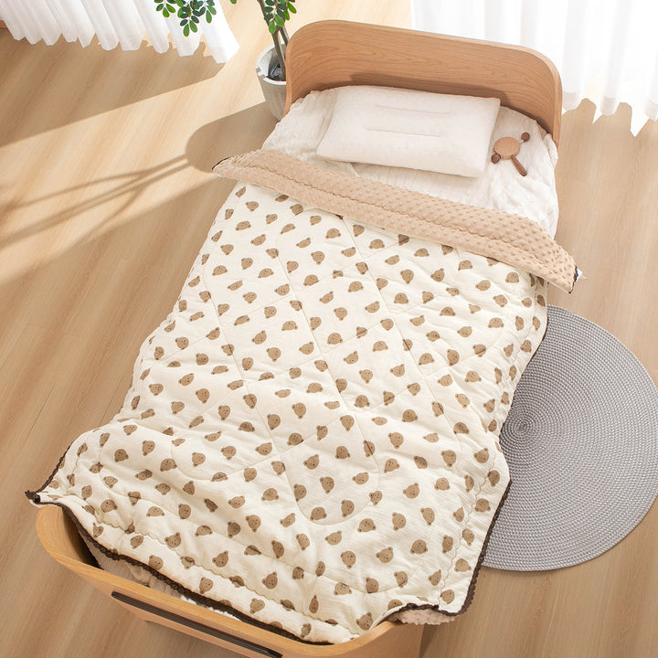 Women’s bedspread with high-quality floral design Stornfield