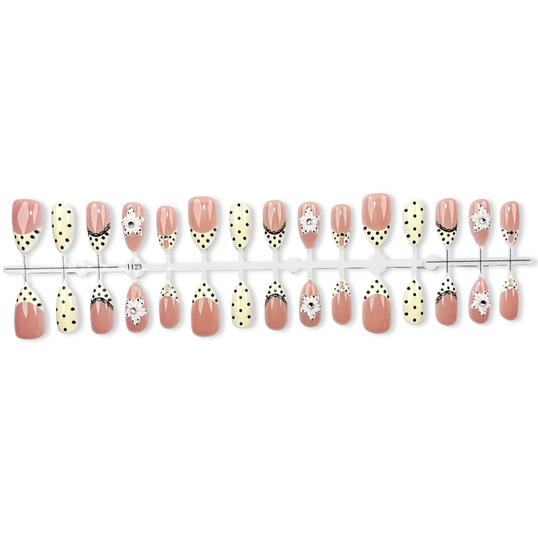 Elegant Press-On Nail Art Set with Floral and Dot Designs