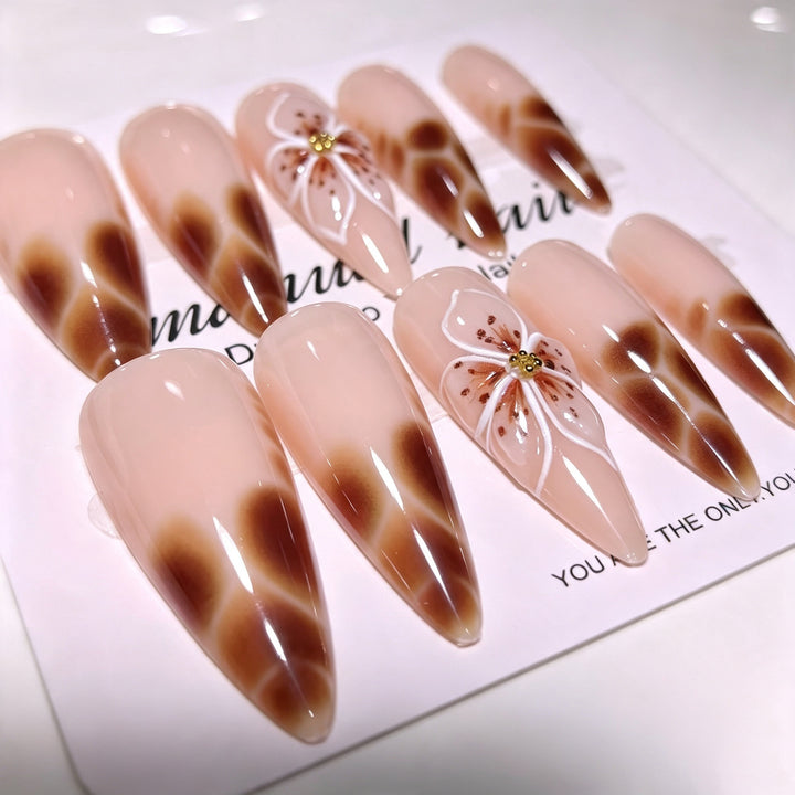 Floral-Themed Stiletto Press-On Nail Tips Stornfield