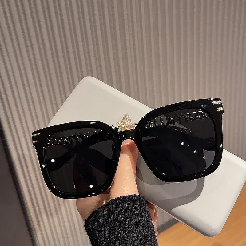 Ladies trendy square sunglasses with elegant frame and stylish gold accent Stornfield