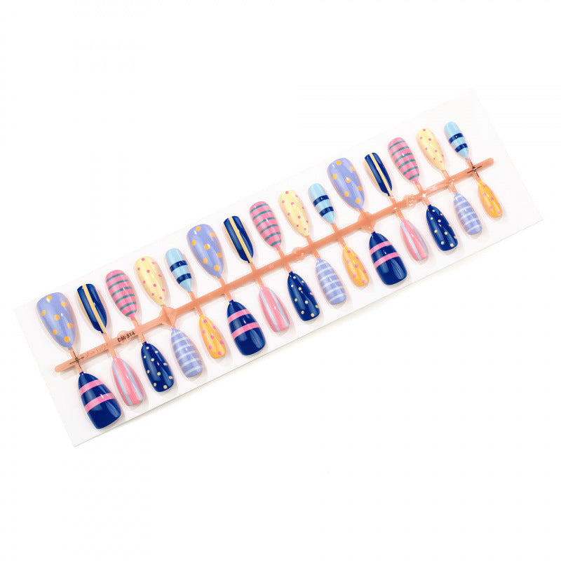 Creative Patterned Press-On Nail Art Set
