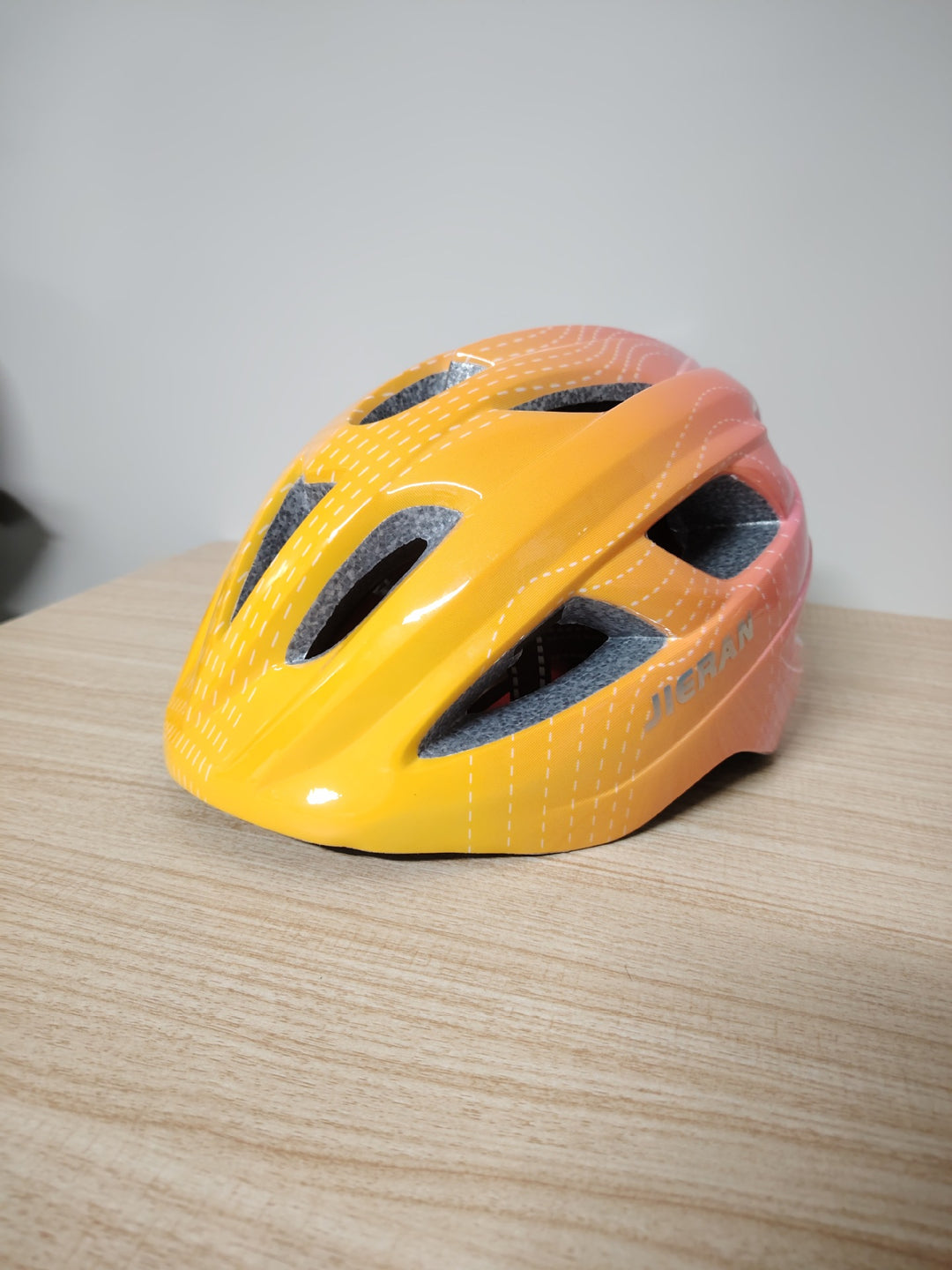 Lightweight Cycling Helmet Stornfield