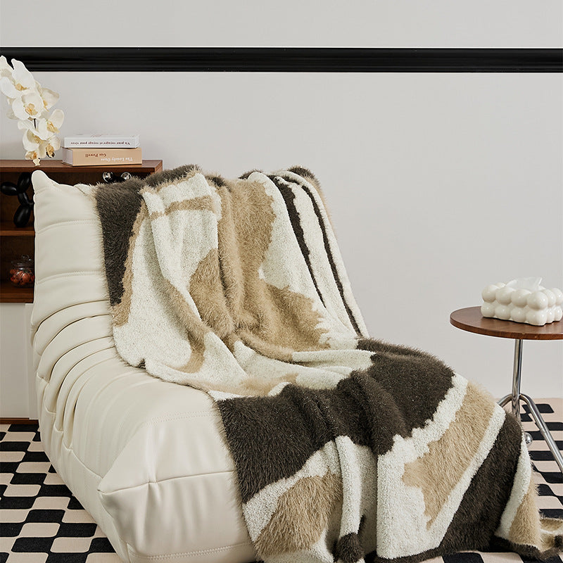 Oversized Plush Shaggy Abstract Jacquard Throw Blanket