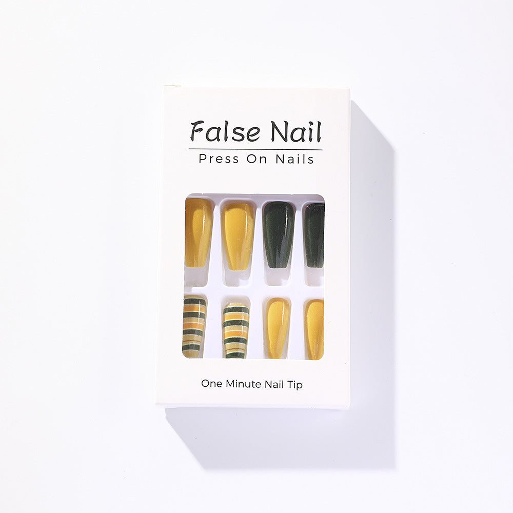 Artificial nails with modern geometric design Stornfield