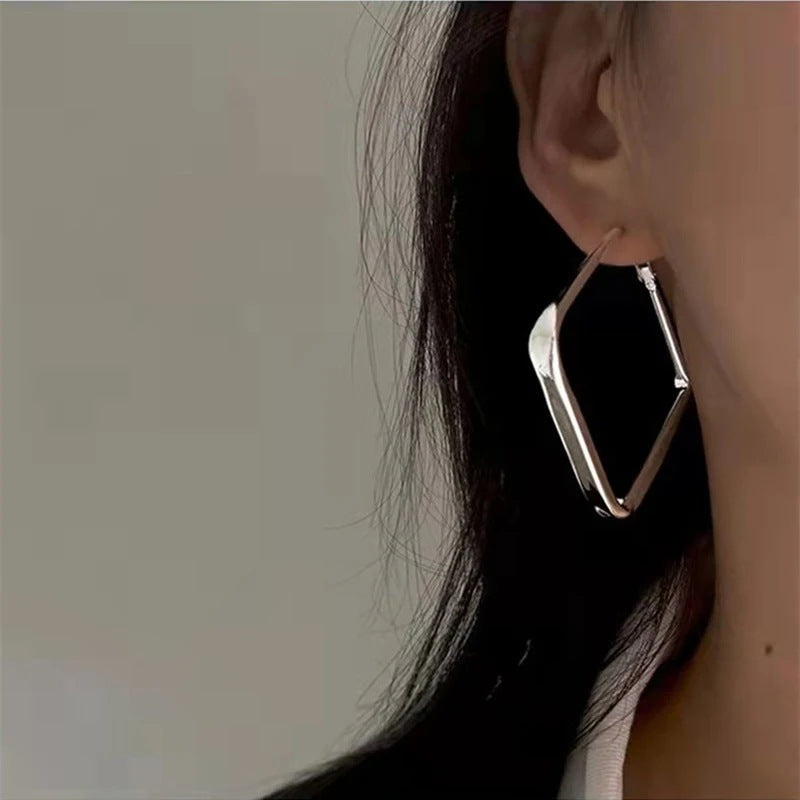 Fashionable Geometric Hoop Earrings Made of High-Quality Metal Stornfield