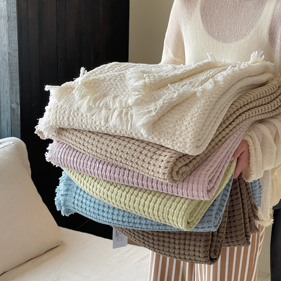 Waffle Weave Lightweight Throw Blanket with Fringe