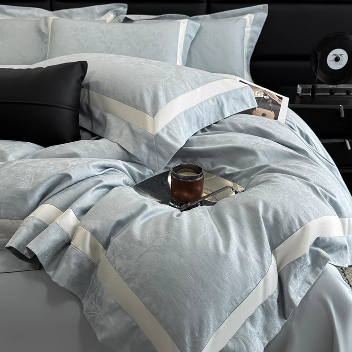 Decorative Elegant Decorative Bedding Set Stornfield
