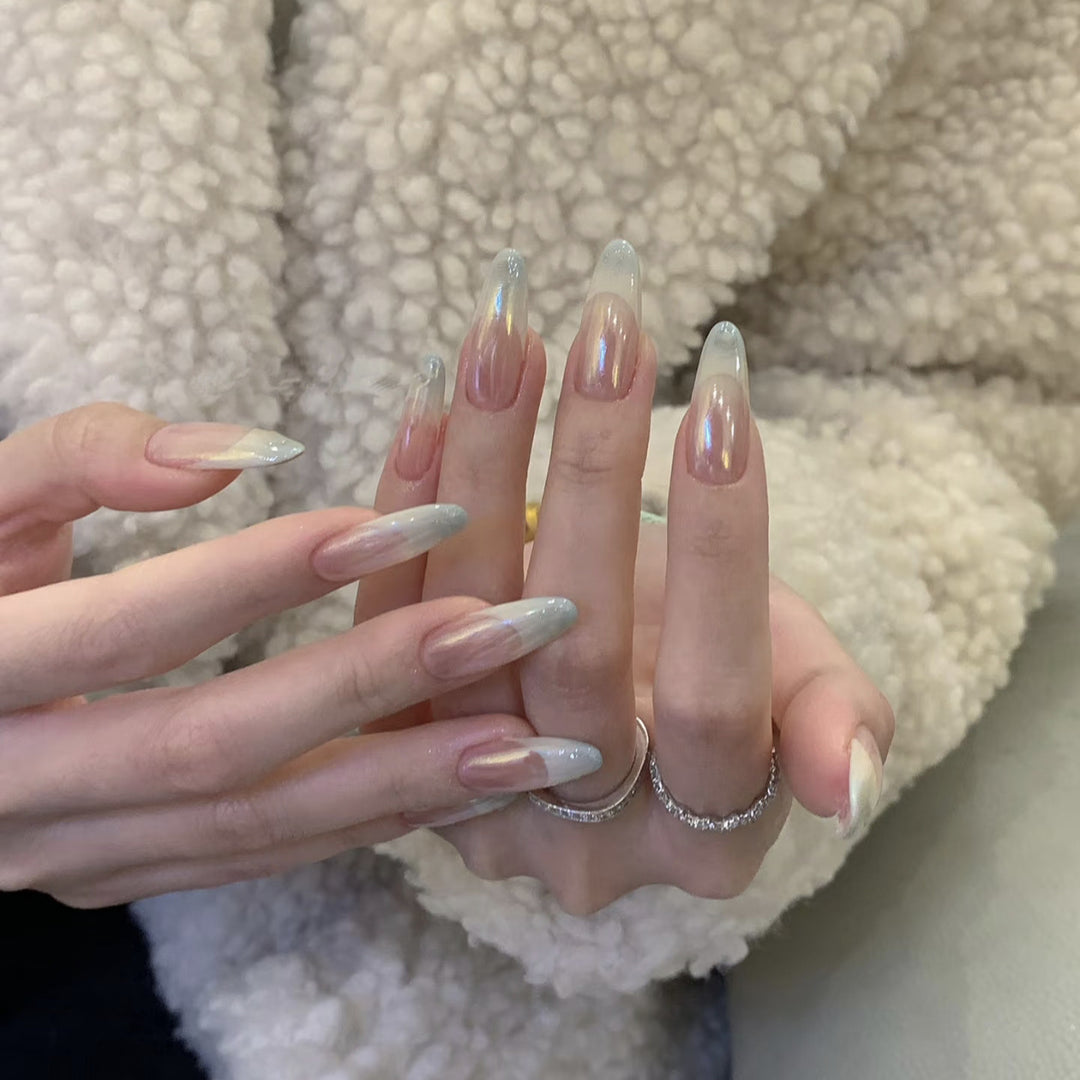 Artificial nails with holographic effect Stornfield