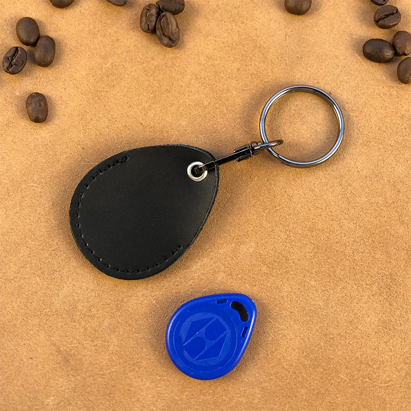 Unisex keychain with integrated Tracker Stornfield