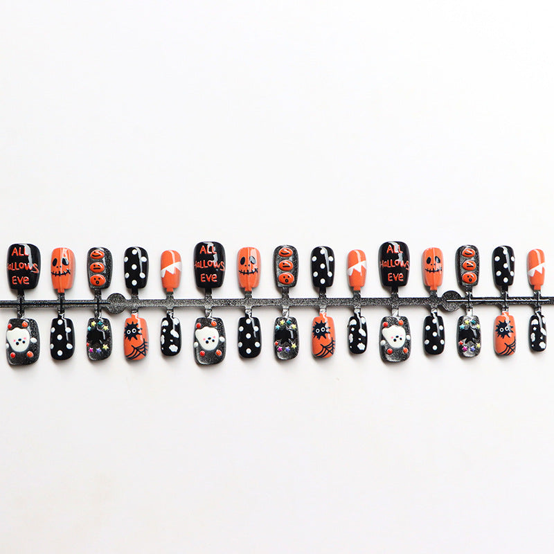 Festive Halloween-Themed Press-On Nail Set Stornfield