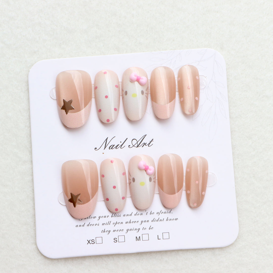 Elegant Minimalist Press-On Nail Set Stornfield
