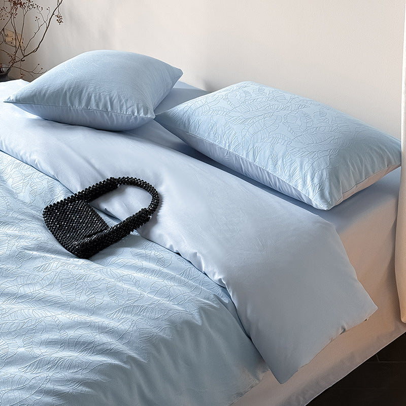 Luxurious Embossed Bedding Set