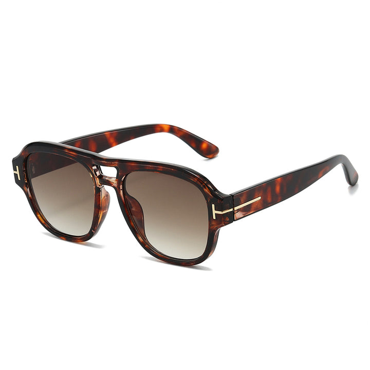Fashion-Forward Square Frame Sunglasses Stornfield