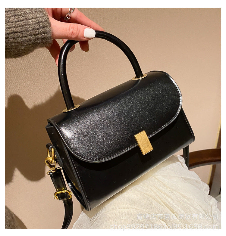 Sophisticated Structured Handbag Stornfield