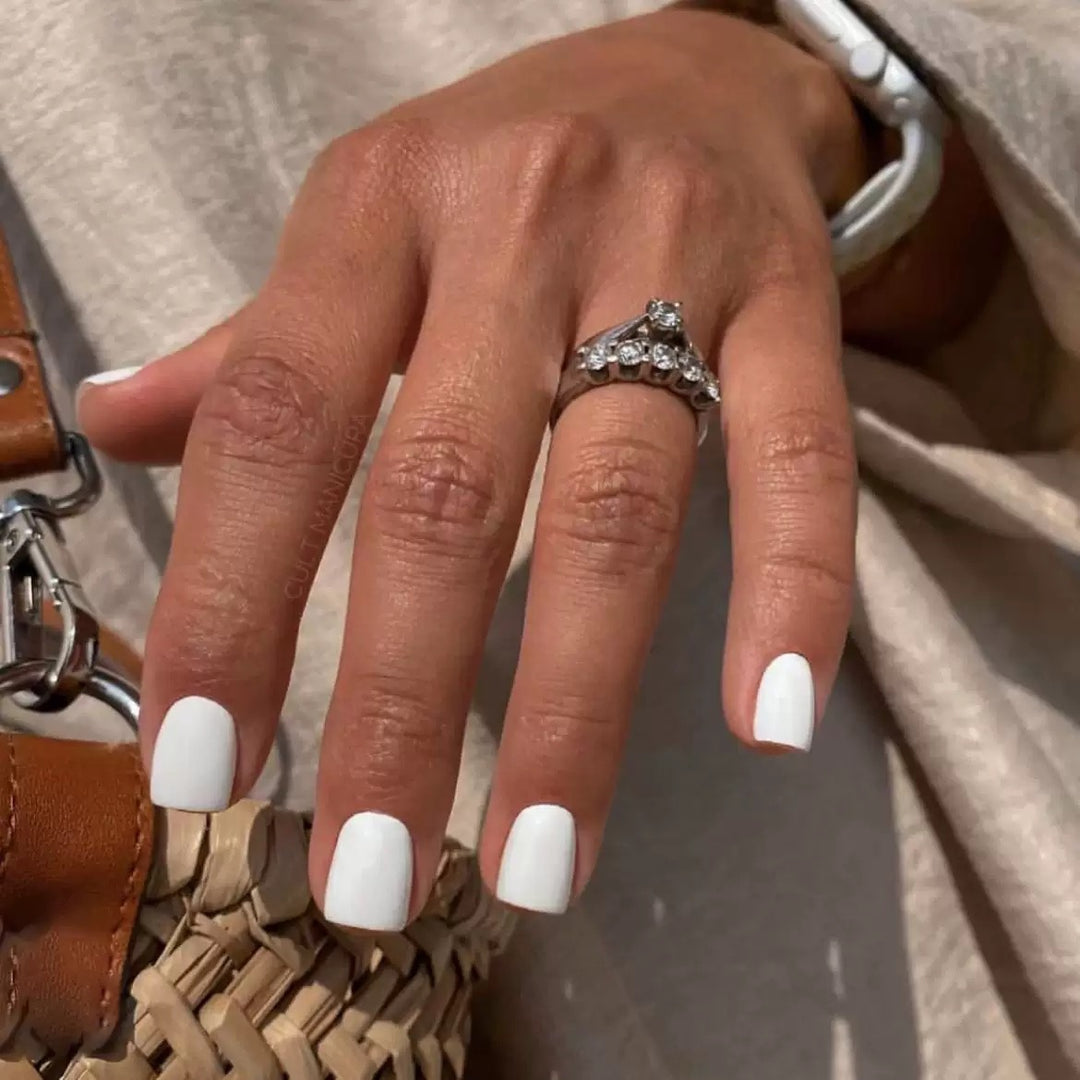Acrylic nail set with elegant high-gloss finish and easy-care surface Stornfield