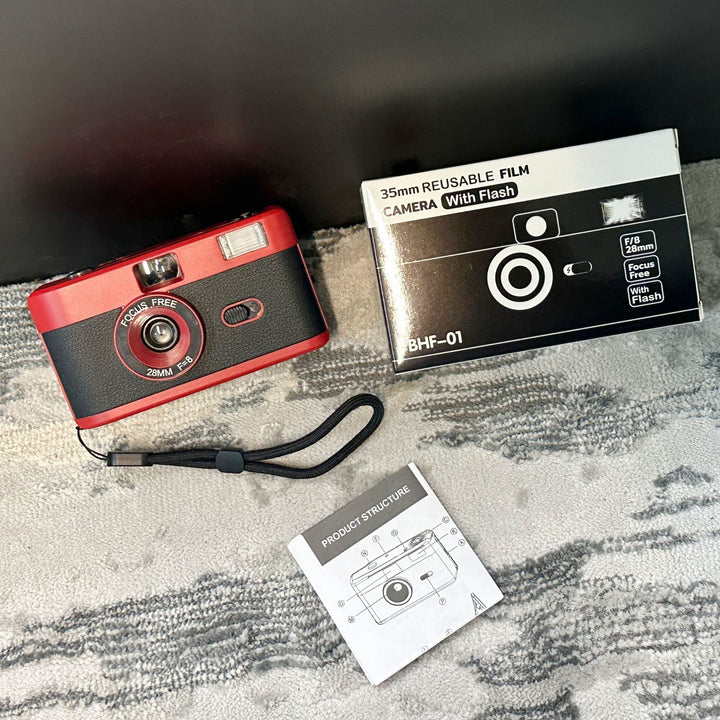 Vintage Style Instant Camera Stornfield