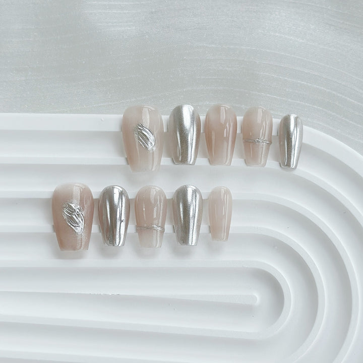 Premium Press-On Nail Art with Metallic and Glossy Finish