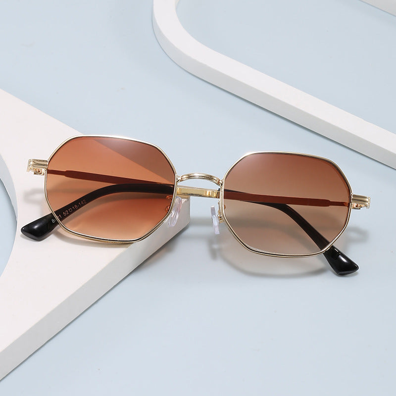 Elegant Octagonal Sunglasses Stornfield