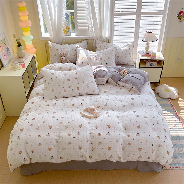 Cotton Gauze Quilted Duvet Cover and Pillowcase Set with Vintage Floral Bunny Print