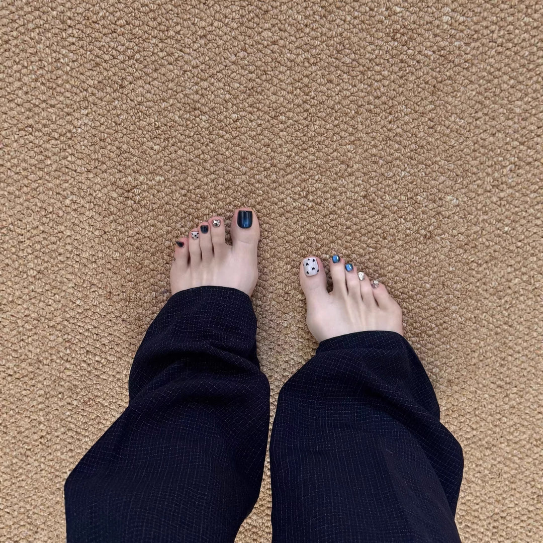 Artistic Pedicure Nail Art