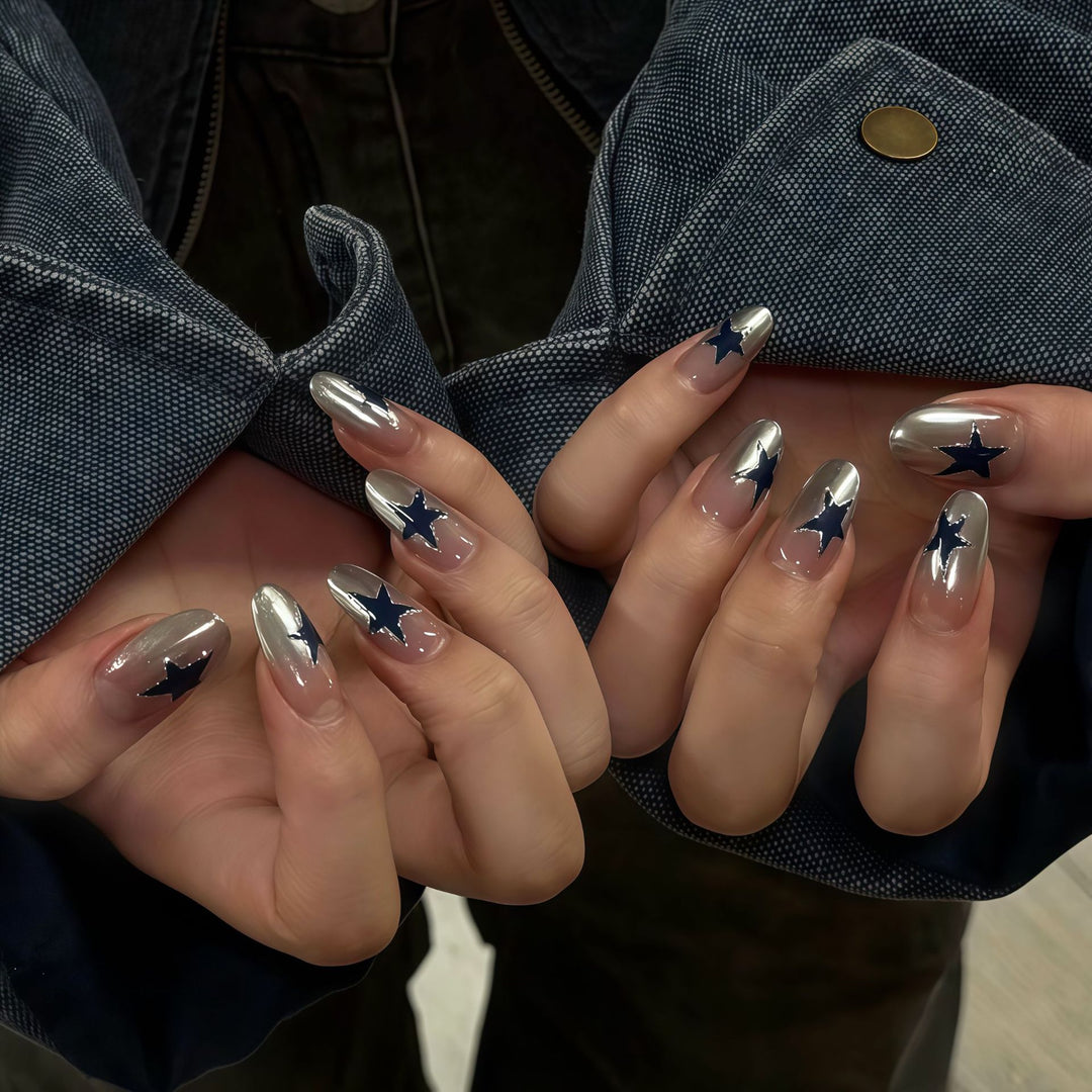 Elegant Star-Pattern Press-On Nail Art