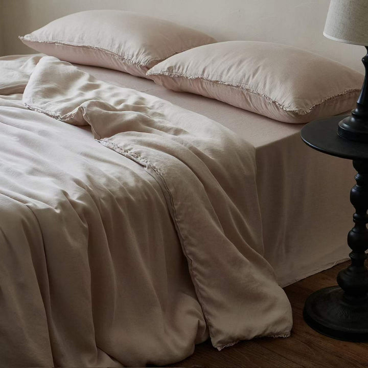 Washed Linen-Blend Ruffled-Edge Duvet Cover Set with Pillow Shams