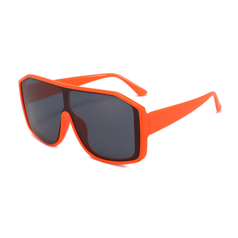 Ladies Fashion Oversized Sunglasses in Futuristic Design Stornfield